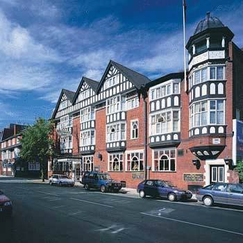 Chester Station Hotel, Sure Hotel Collection by Best Western reception